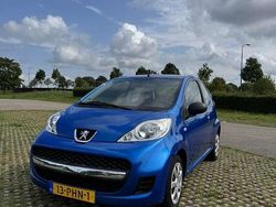 Blauw Gebruikt 2011 Peugeot 107 Hatchback | € 2.600 (Goede deal)