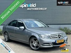 Grijs, metallic lak Gebruikt 2011 Mercedes C180 Avantgarde Sedan | € 10.750 (Eerlijke prijs)