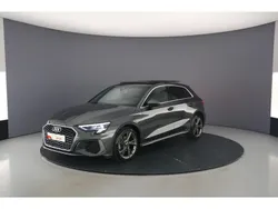 Daytonagrijs pareleffect Gebruikt 2024 Audi A3 Sportback e-tron S-Line Sedan | € 45.900