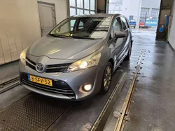 Blauw Gebruikt 2013 Toyota Verso Business Edition MPV | € 12.250 (Goede deal)