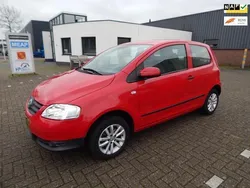 Rood Gebruikt 2008 VW Fox Trendline Hatchback | € 1.795 (Eerlijke prijs)