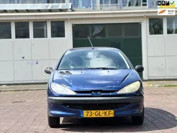 Blauw Gebruikt 2001 Peugeot 206 Hatchback | € 299 (Super prijs)