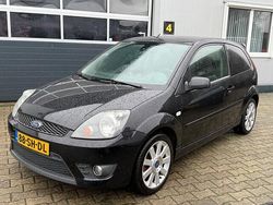 Zwart (metallic) Gebruikt 2006 Ford Fiesta ST Hatchback | € 3.295 (Eerlijke prijs)
