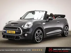 Grijs, metallic lak Gebruikt 2017 Mini Cooper S Cabriolet Business Cabriolet | € 22.900 (Eerlijke prijs)