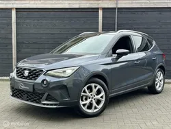Grijs Gebruikt 2024 Seat Arona Business SUV | € 22.900 (Eerlijke prijs)