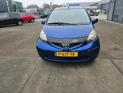 Blauw Gebruikt 2009 Toyota Aygo Hatchback | € 3.299 (Eerlijke prijs)