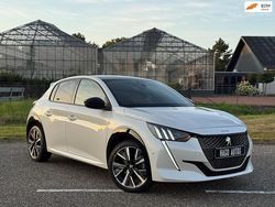 Wit Gebruikt 2021 Peugeot 208 GT Hatchback | € 18.490 (Eerlijke prijs)