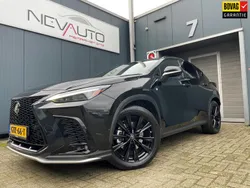 Zwart Gebruikt 2022 Lexus NX450h+ Sport Line SUV | € 59.950 (Eerlijke prijs)