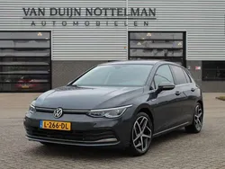 Grijs Gebruikt 2020 VW Golf VIII Style Hatchback | € 26.950 (Iets duurder)