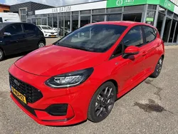 Rood Gebruikt 2023 Ford Fiesta ST-Line X Hatchback | € 15.645 (Eerlijke prijs)