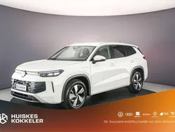 Wit Nieuw 2025 VW Tayron Edition SUV | € 50.900 (Eerlijke prijs)