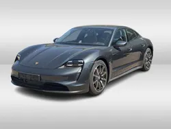 Grijs Gebruikt 2020 Porsche Taycan 4S Performance Package Sedan | € 55.900 (Eerlijke prijs)