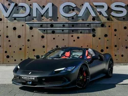 Zwart Nieuw 2025 Ferrari 296 Cabriolet | € 349.900