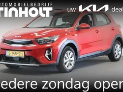 Rood Gebruikt 2023 Kia Stonic SUV | € 19.950 (Goede deal)