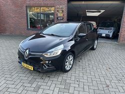 Zwart Gebruikt 2018 Renault Clio IV Intens Hatchback | € 14.750 (Iets duurder)