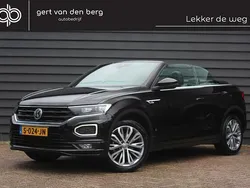 Zwart Gebruikt 2020 VW T-Roc Cabriolet R-line Cabriolet | € 28.900 (Eerlijke prijs)