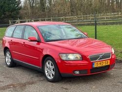 Rood Gebruikt 2005 Volvo V50 Summum Stationwagen | € 1.950 (Goede deal)
