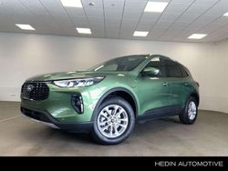 Groen, metallic lak Nieuw 2025 Ford Kuga Titanium SUV | € 42.465 (Super prijs)