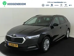 Zwart Gebruikt 2023 Skoda Octavia Business Line Stationwagen | € 25.950 (Eerlijke prijs)