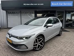 Grijs Gebruikt 2021 VW Golf VIII Style Hatchback | € 28.950 (Eerlijke prijs)