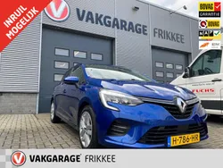 Blauw Gebruikt 2020 Renault Clio V Zen Hatchback | € 13.750 (Eerlijke prijs)