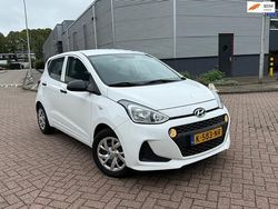 Wit Gebruikt 2017 Hyundai i10 Comfort Hatchback | € 8.950 (Eerlijke prijs)