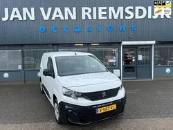Wit Gebruikt 2019 Peugeot Partner Premium MPV | € 7.995 (Eerlijke prijs)