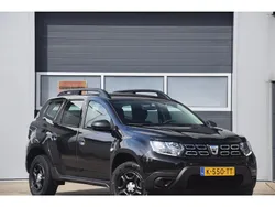 Zwart, metallic lak Gebruikt 2021 Dacia Duster Essentiel SUV | € 17.900 (Eerlijke prijs)