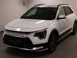 Wit Nieuw 2024 Kia e-Niro SUV | € 31.844 (Super prijs)