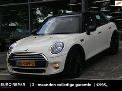 Wit Gebruikt 2015 Mini Cooper Business Hatchback | € 12.295 (Eerlijke prijs)