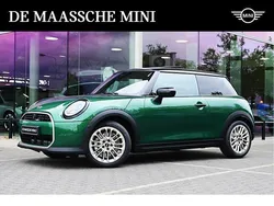 Groen Nieuw 2025 Mini Cooper Favoured Hatchback | € 46.831 (Duur)