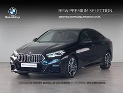 Saphirschwarz metallic (donker zwart metallic) Gebruikt 2022 BMW 218 Executive Coupé | € 28.995 (Duur)