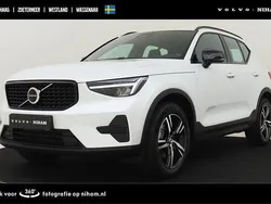Wit Gebruikt 2024 Volvo XC40 Plus SUV | € 40.890 (Eerlijke prijs)