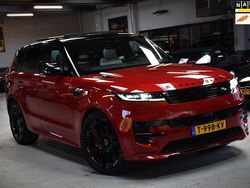 Rood (metallic) Gebruikt 2023 Land Rover Range Rover Sport SE Dynamic SUV | € 95.400