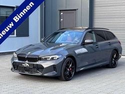 Grijs Gebruikt 2024 BMW 330e M Sport Stationwagen | € 59.850