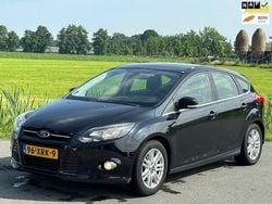 Zwart Gebruikt 2012 Ford Focus Trend Hatchback | € 2.699 (Super prijs)