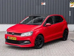 Rood Gebruikt 2016 VW Polo Comfortline Hatchback | € 8.950 (Goede deal)
