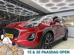 Rood, metallic lak Gebruikt 2020 Ford Puma Titanium SUV | € 17.750 (Super prijs)