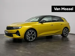 Geel Nieuw 2025 Opel Astra Ultimate Hatchback | € 48.265 (Duur)