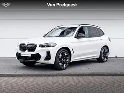 Wit, metallic lak Gebruikt 2025 BMW iX3 Executive SUV | € 59.900 (Eerlijke prijs)