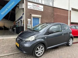 Grijs Gebruikt 2008 Toyota Aygo Hatchback | € 1.649 (Goede deal)