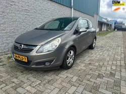 Bruin Gebruikt 2011 Opel Corsa Edition Hatchback | € 1.350 (Goede deal)