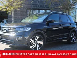 Zwart, metallic lak Gebruikt 2022 VW T-Cross R-line SUV | € 26.950 (Iets duurder)