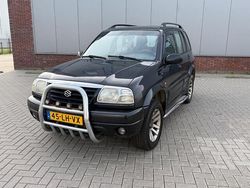 Zwart Gebruikt 2003 Suzuki Grand Vitara SUV | € 2.950