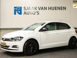 Wit Gebruikt 2017 VW Polo Trendline Hatchback | € 12.950 (Eerlijke prijs)