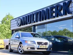 Grijs Gebruikt 2008 Volvo V70 Summum Stationwagen | € 10.885 (Eerlijke prijs)
