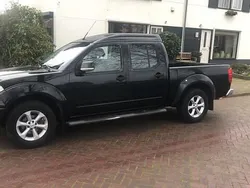 Zwart Gebruikt 2010 Nissan Navara SE Pickup | € 3.750 (Duur)