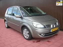 Beige Gebruikt 2009 Renault Scénic III Business MPV | € 2.500 (Goede deal)