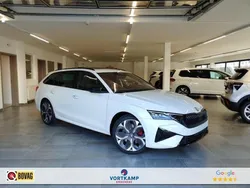 Wit, metallic lak Nieuw 2025 Skoda Octavia RS Stationwagen | € 56.500 (Goede deal)