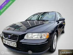 Zwart Gebruikt 2005 Volvo S60 Sedan | € 2.250 (Eerlijke prijs)